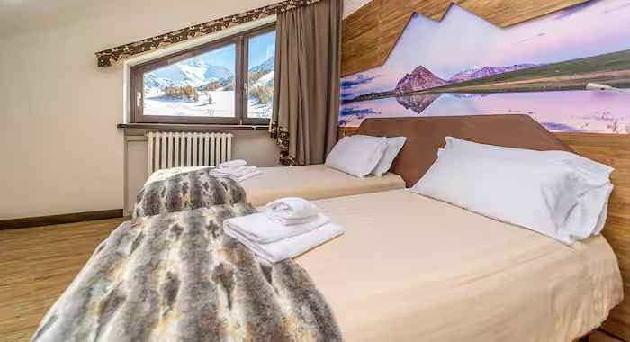 Hotel Du Col, Sestriere ski chalet, image 6